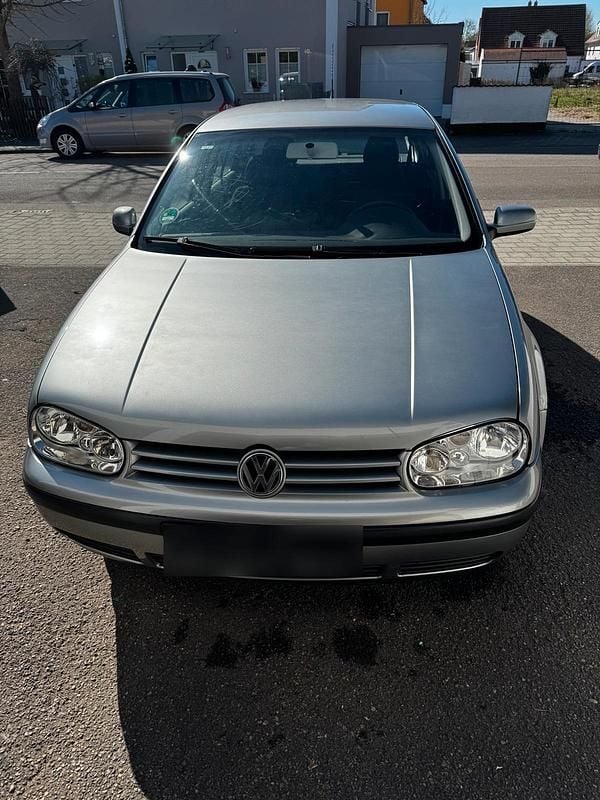 Gebraucht VW Golf IV 75 PS (55 kW) 2003 Silber Kleinwagen