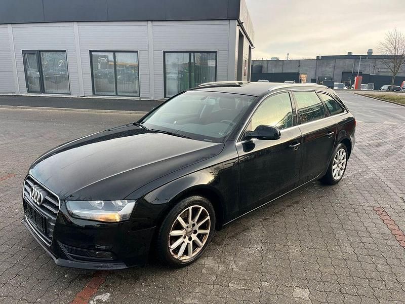 Schwarz Gebraucht 2012 Audi A4 Ambition Kombi | 6.300 € (Superpreis) - Bild 1/4