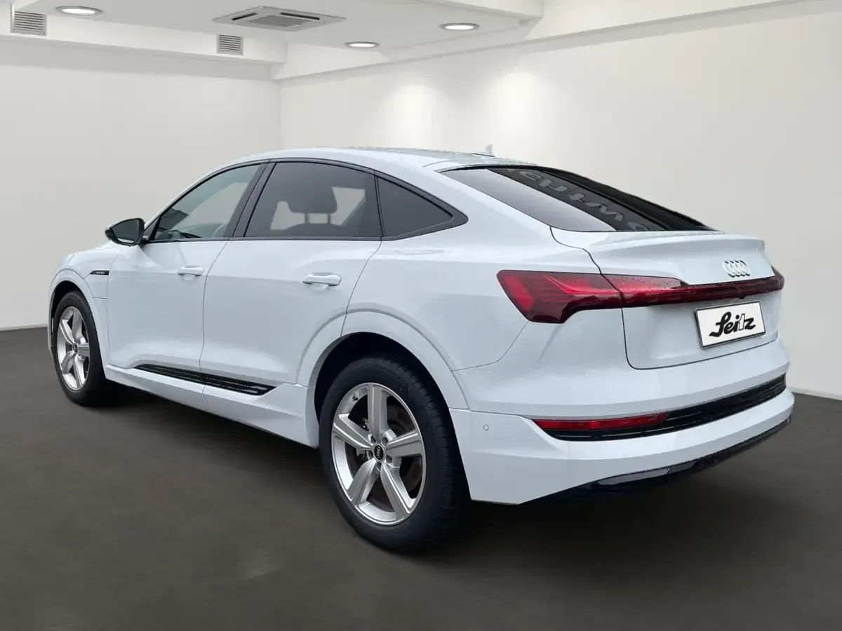 Gebraucht Audi e-tron Sportback Advanced Plus 230 kW (313 PS) 2022 Weiß SUV