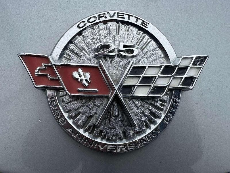 Gebraucht Corvette C3 220 PS (161 kW) 1978 Silber Coupé