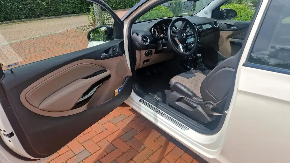 Gebraucht Opel Adam Unlimited 87 PS (63 kW) 2017 Andere farben Kleinwagen