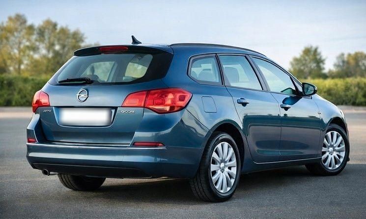 Gebraucht Opel Astra Eco 136 PS (100 kW) 2015 Blau Kombi