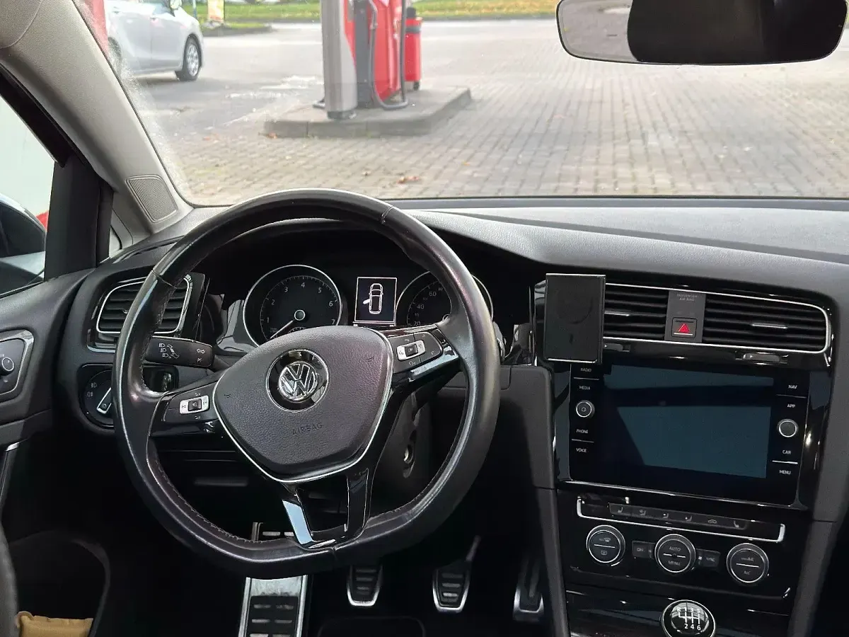 Gebraucht VW Golf VII Join 110 PS (80 kW) 2018 Blau Kombi
