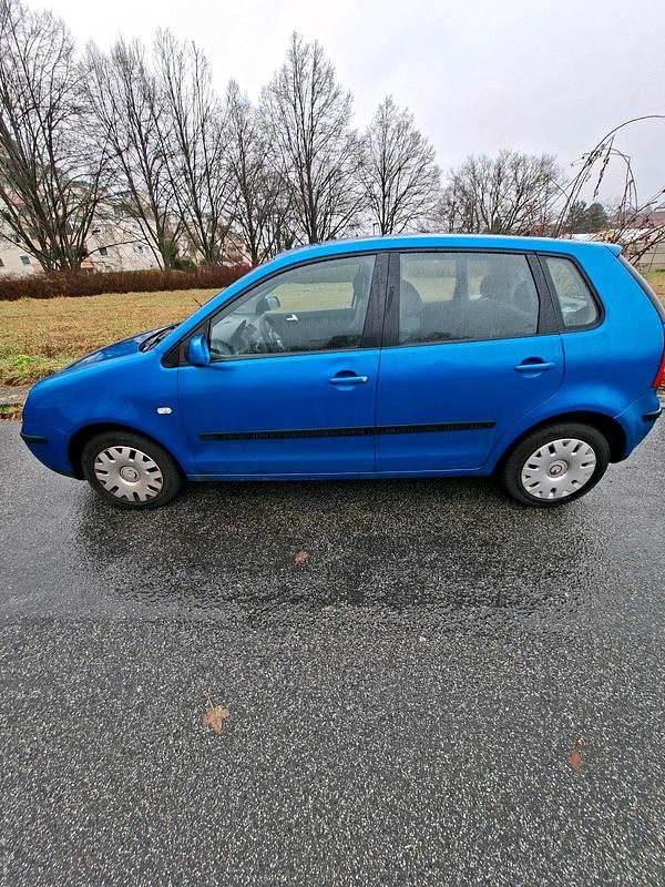 Blau Gebraucht 2002 VW Polo Kleinwagen | 1.000 € (Guter Preis) - Bild 1/4