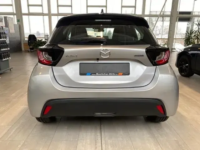 Neu Mazda 2 Center-Line 116 PS (85 kW) 2026 Silber Kleinwagen