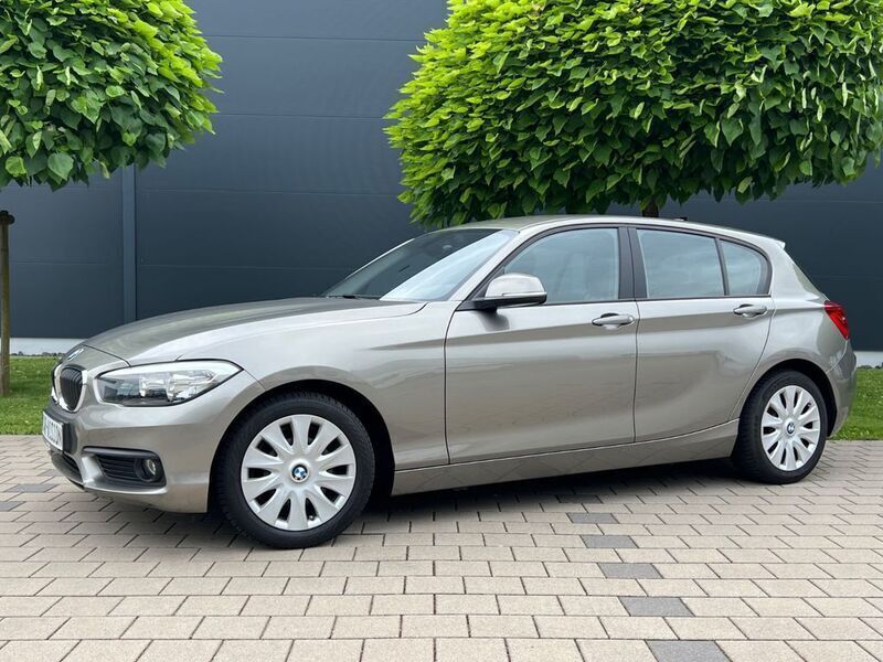 Silber Gebraucht 2017 BMW 116 Efficient Dynamics Kleinwagen | 14.750 € (Fairer Preis) - Bild 1/4