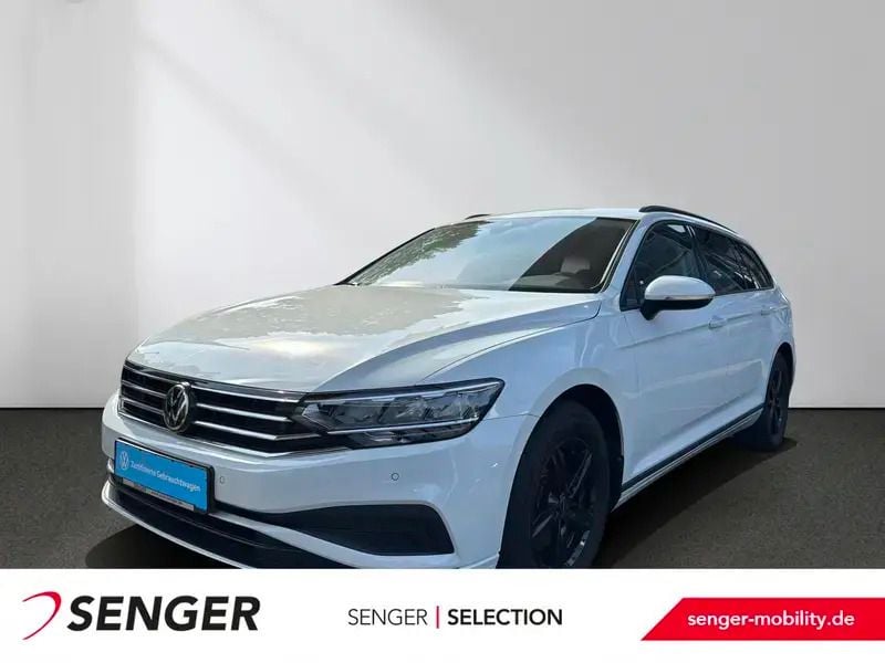 Weiß Gebraucht 2022 VW Passat Kombi | 23.880 € (Superpreis) - Bild 1/1