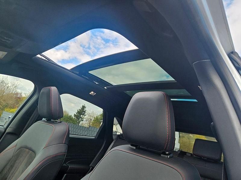 Gebraucht Ford Kuga ST-Line X 186 PS (136 kW) 2024 Weiß SUV