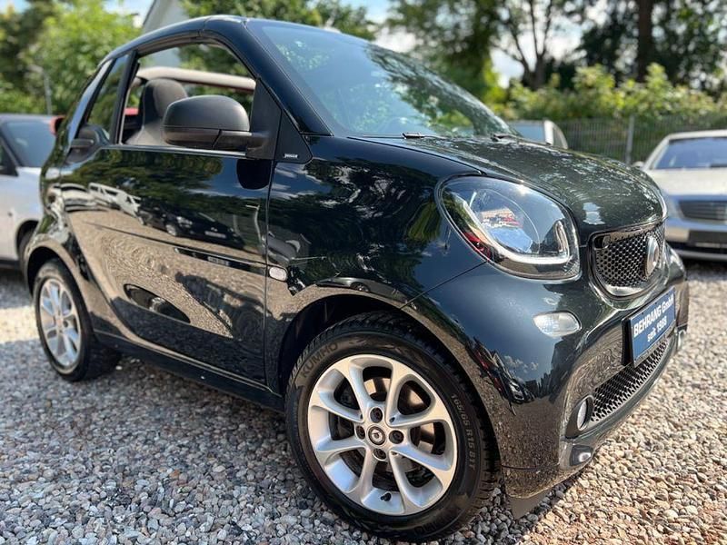 Gebraucht Smart ForTwo Cabrio Passion 90 PS (66 kW) 2016 Schwarz Cabrio