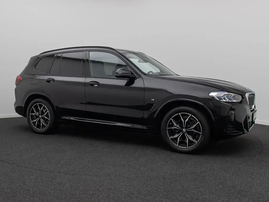 Gebraucht BMW X3 M Sport 190 PS (139 kW) 2024 Saphirschwarz  475 SUV
