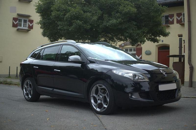 Schwarz Gebraucht 2012 Renault Mégane III GT Limousine | 7.800 € (Teuer) - Bild 1/4
