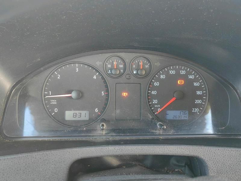 Usata VW Transporter 104 CV (76 kW) 2004 Beige Furgone