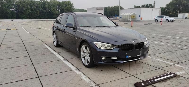 Gebraucht BMW 328 245 PS (180 kW) 2014 Blau Kombi