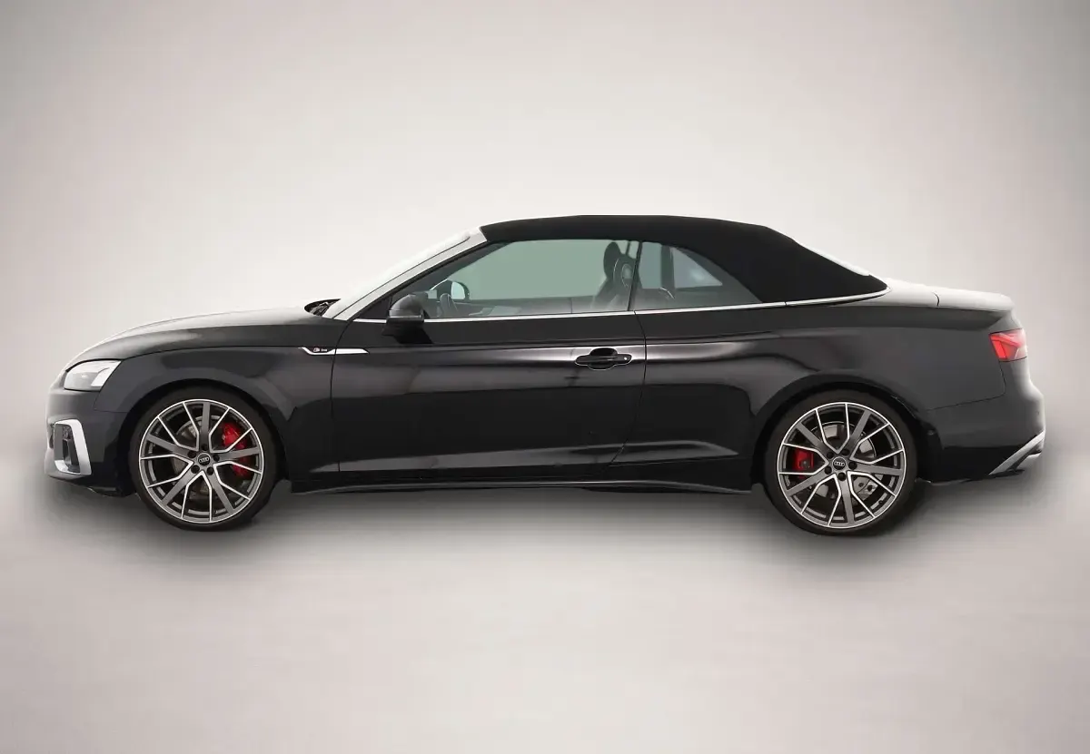 Gebraucht Audi A5 Cabriolet S-Line 265 PS (194 kW) 2024 Mythosschwarz metallic Cabrio