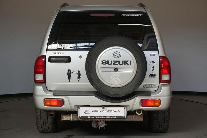Gebraucht Suzuki Grand Vitara 173 PS (127 kW) 2003 Silber SUV