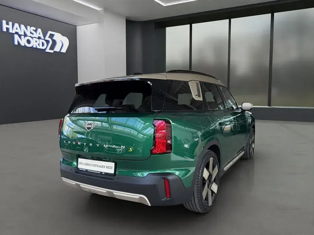 Gebraucht Mini Countryman 230 kW (313 PS) 2025 Grün / british racing green (metallic) SUV
