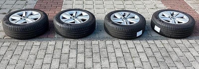 Gebraucht VW Golf VII 2021 Grün Kleinwagen