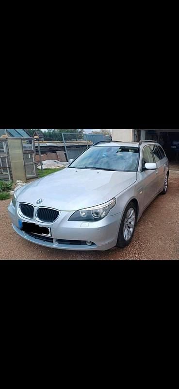 Gebraucht BMW 525 192 PS (141 kW) 2004 Silber Kombi