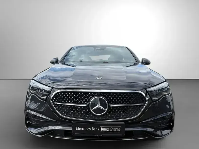 Gebraucht Mercedes E220 AMG 205 PS (150 kW) 2025 Grau Limousine