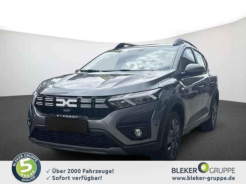 Metallic lackierung Neu 2024 Dacia Sandero Expression Kleinwagen | 18.870 € (Fairer Preis) - Bild 1/4