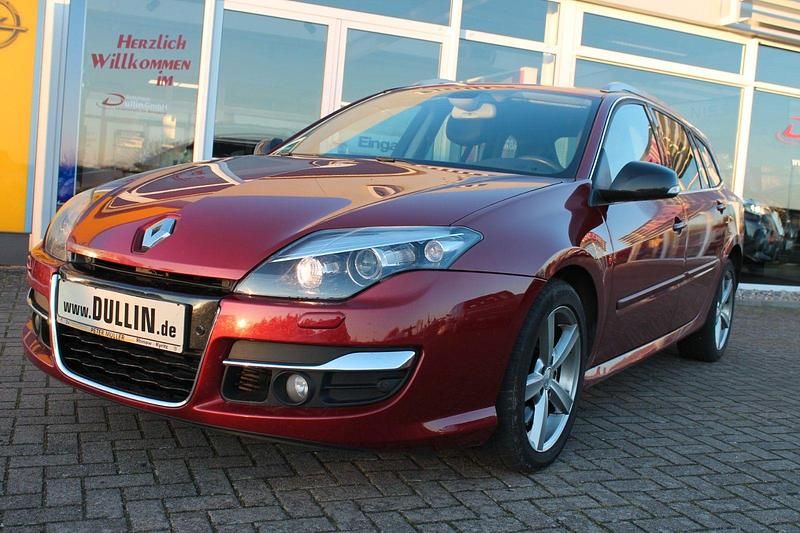 Rot Gebraucht 2011 Renault Laguna III GT Kombi | 4.950 € (Fairer Preis) - Bild 1/1