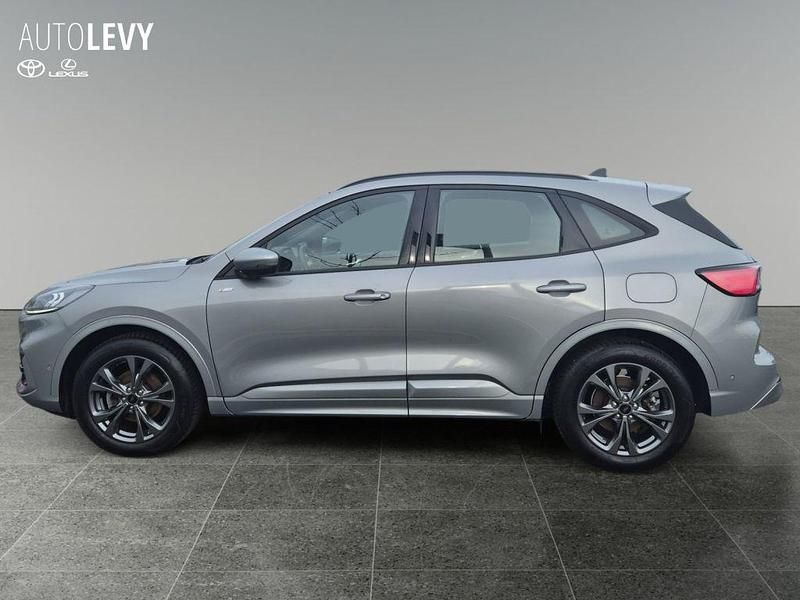 Używany Ford Kuga ST-Line 151 KM (111 kW) 2023 Srebrny SUV