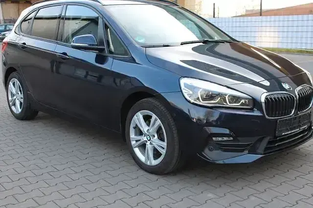 Gebraucht BMW 218 Active Tourer Advantage 150 PS (110 kW) 2019 Blau Van / Kleinbus