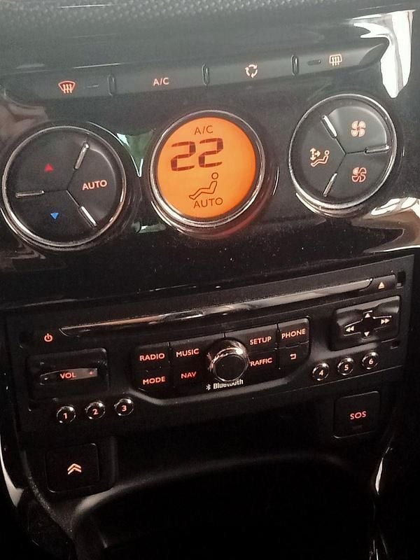 Gebraucht 2012 Citroën DS3 Sport Chic Kleinwagen | 5.700 € (Fairer Preis) - Bild 1/4