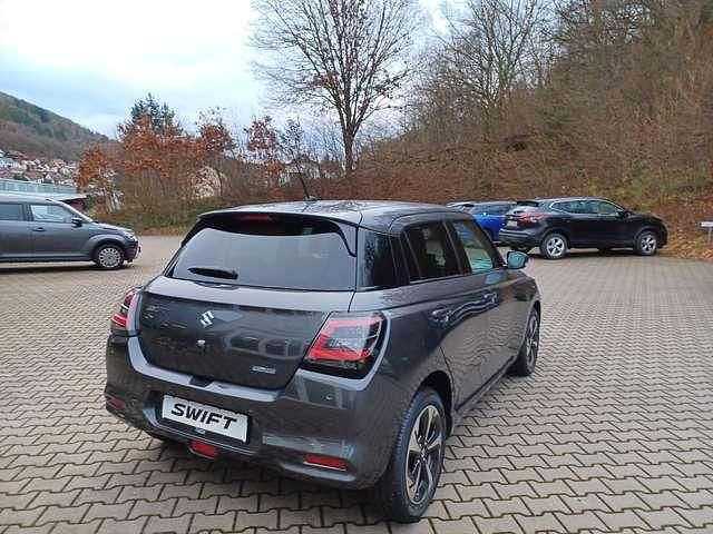 Gebraucht Suzuki Swift Comfort 83 PS (61 kW) 2025 Mineral gray met Kleinwagen