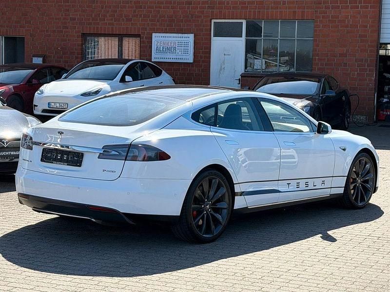 Gebraucht Tesla Model S Performance 514 kW (700 PS) 2015 Weiß Kleinwagen