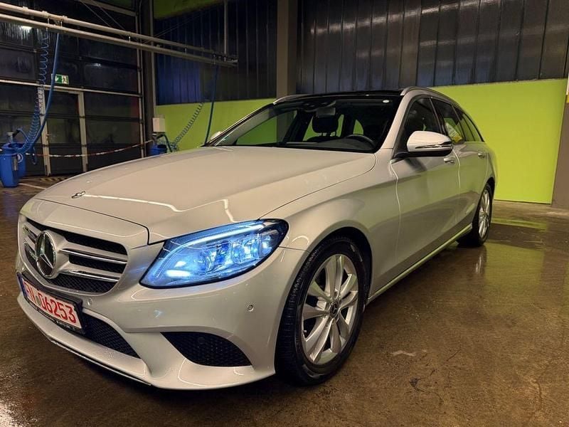 Gebraucht Mercedes C220 Avantgarde 194 PS (142 kW) 2019 Silber Kombi