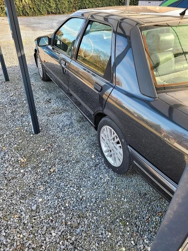 Gebraucht Ford Sierra RS 204 PS (150 kW) 1990 Grau Limousine