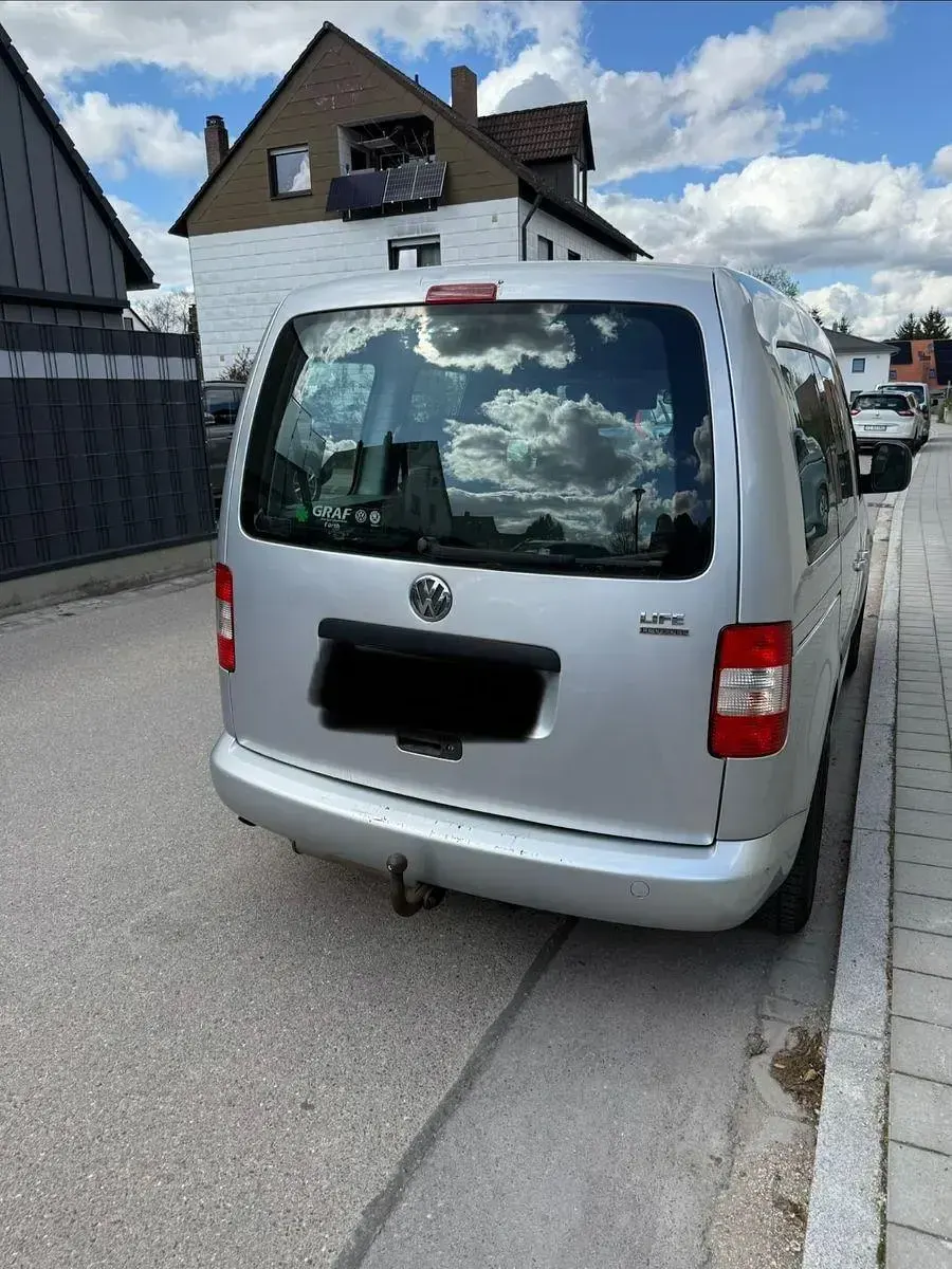 Używany VW Caddy Life 109 KM (80 kW) 2006 Srebrny Minivan