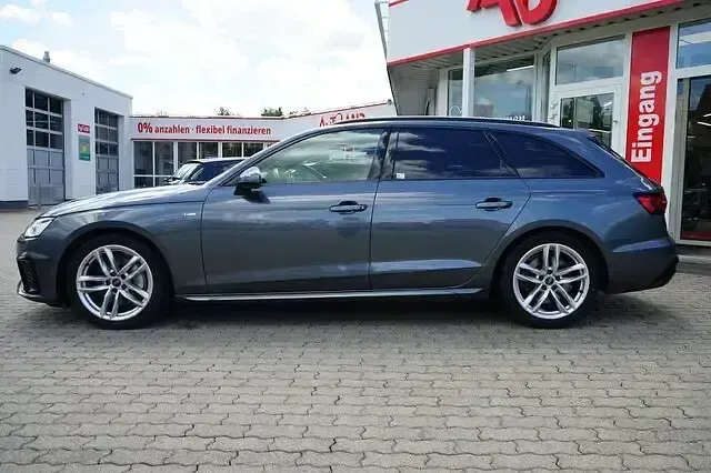 Gebraucht Audi A4 Comfort 265 PS (194 kW) 2023 Daytonagrau perleffekt Kombi