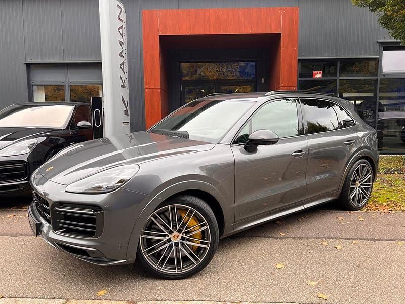 Grau Gebraucht 2021 Porsche Cayenne GTS SUV | 87.500 € (Fairer Preis) - Bild 1/4