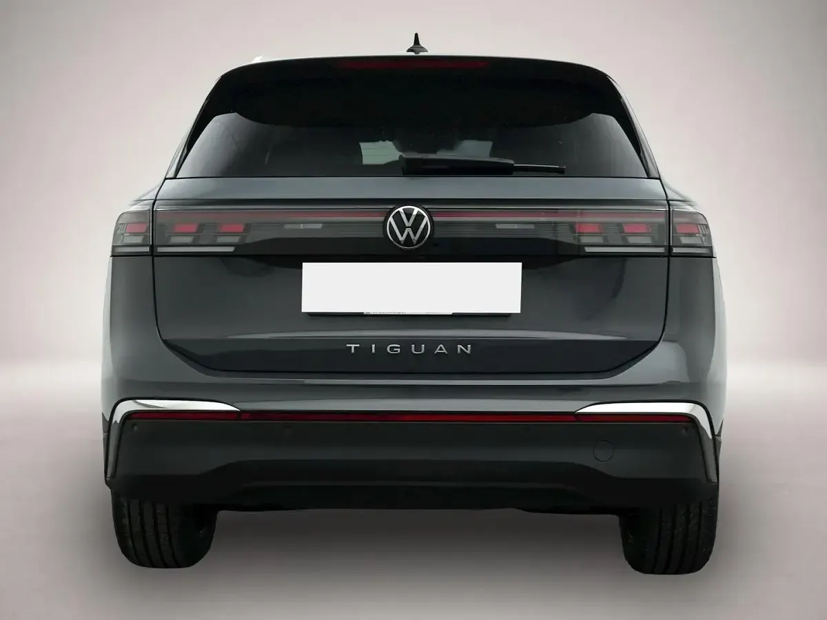 Gebraucht VW Tiguan Elegance 150 PS (110 kW) 2024 Manufacturer SUV