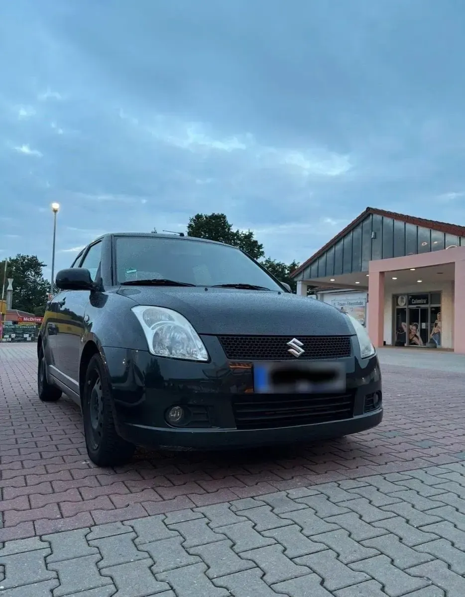 Gebraucht Suzuki Swift 92 PS (67 kW) 2007 Schwarz Kleinwagen