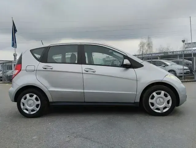 Gebraucht Mercedes A180 109 PS (80 kW) 2009 Silber Limousine