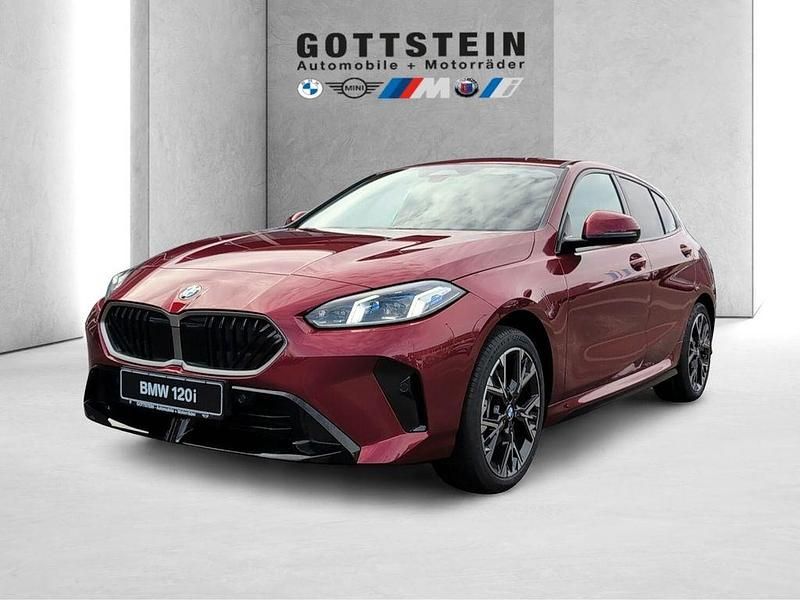 Neu BMW 120 170 PS (125 kW) 2026 Black sapphire Kleinwagen