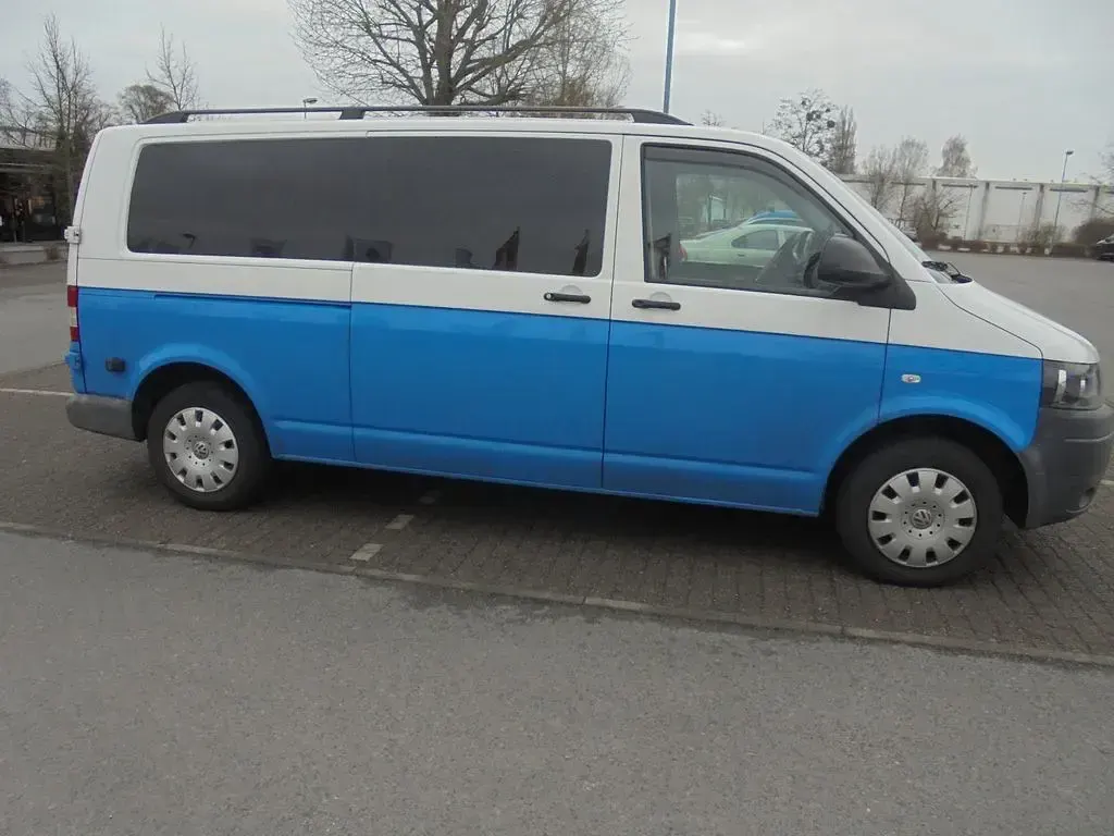 Gebraucht VW T5 140 PS (102 kW) 2012 Van