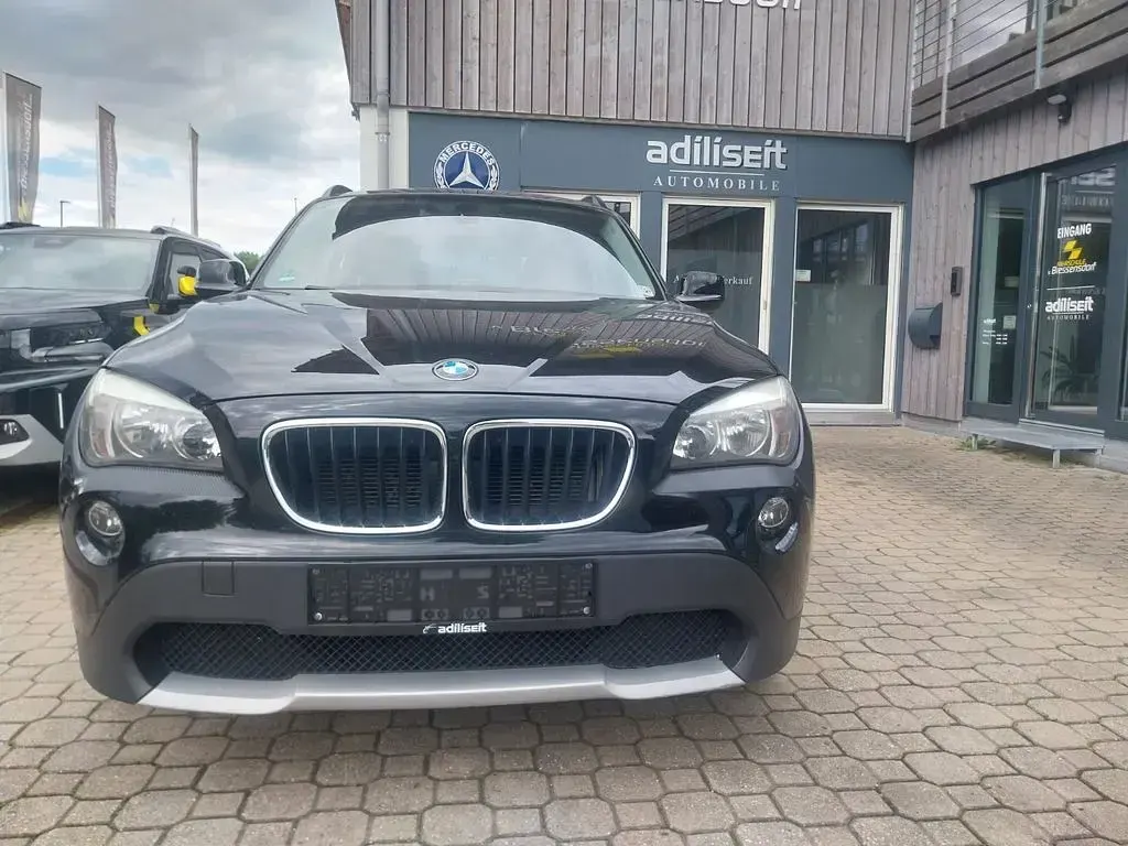 Gebraucht BMW X1 143 PS (105 kW) 2012 Schwarz SUV