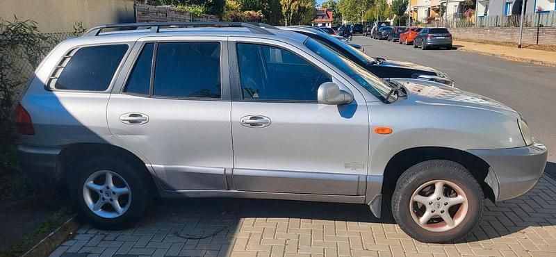 Silber Gebraucht 2004 Hyundai Santa Fe Edition+ SUV | 950 € (Superpreis) - Bild 1/4