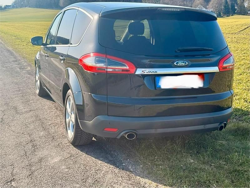 Gebraucht Ford S-MAX S 200 PS (147 kW) 2014 Schwarz Van / Kleinbus