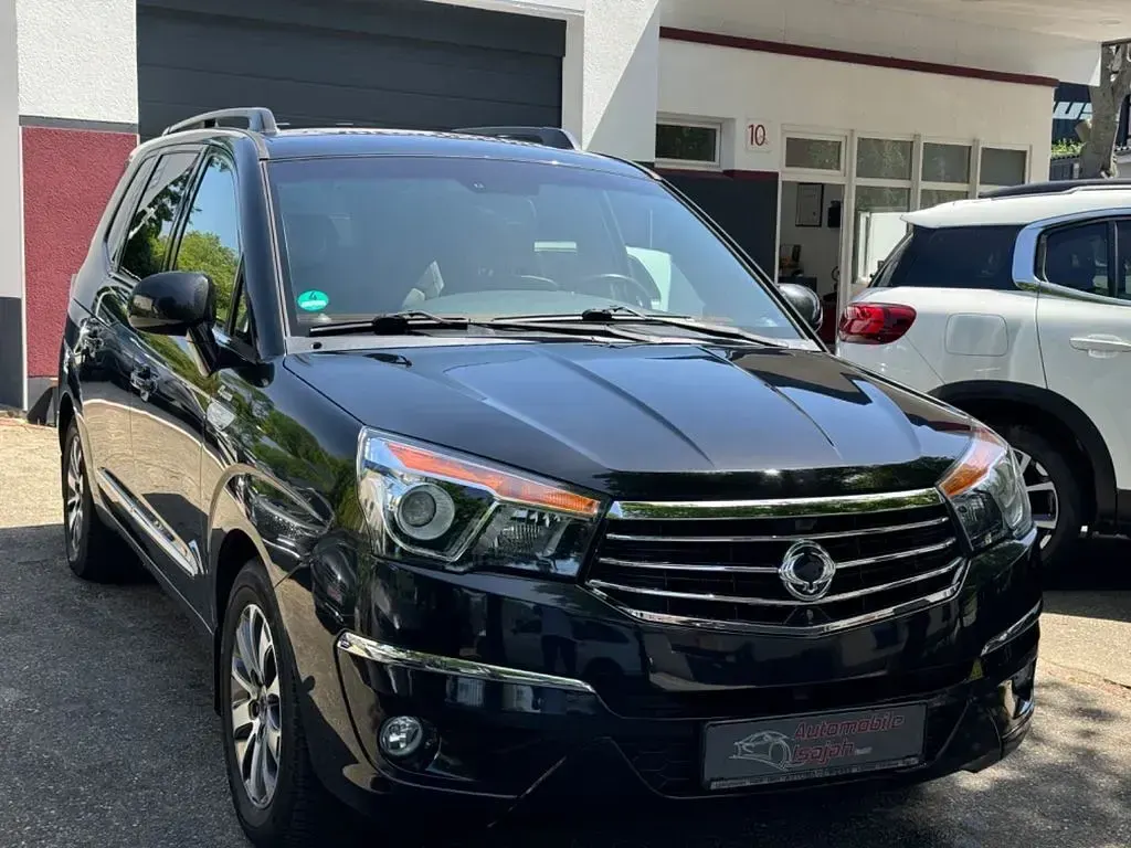 Gebraucht SsangYong Rodius Sapphire 178 PS (130 kW) 2017 Van / Kleinbus