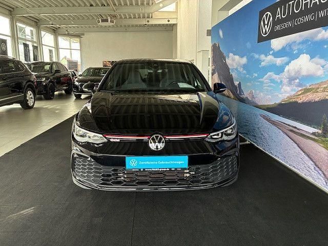 Gebraucht VW Golf VIII GTI 245 PS (180 kW) 2023 Schwarz perleffekt Limousine