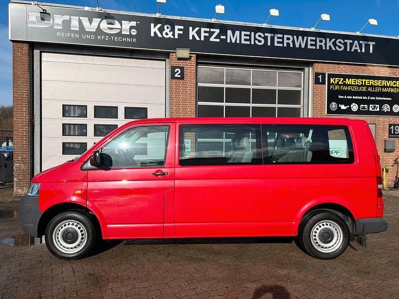 Gebraucht VW T5 102 PS (75 kW) 2007 Rot Van