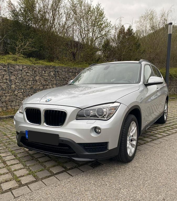 Gebraucht BMW X1 Sport Line 143 PS (105 kW) 2015 Silber SUV