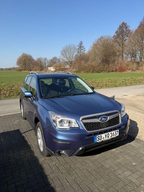 Gebraucht Subaru Forester Exclusive+ 147 PS (108 kW) 2015 Blau SUV