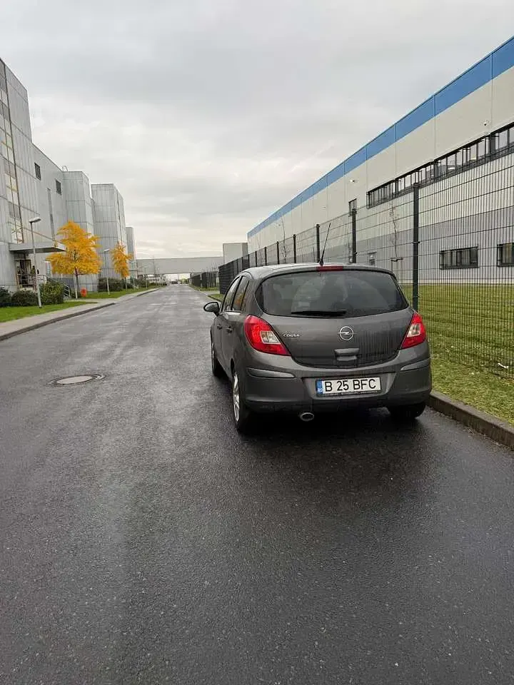 Gebraucht Opel Corsa Edition 87 PS (63 kW) 2010 Kleinwagen
