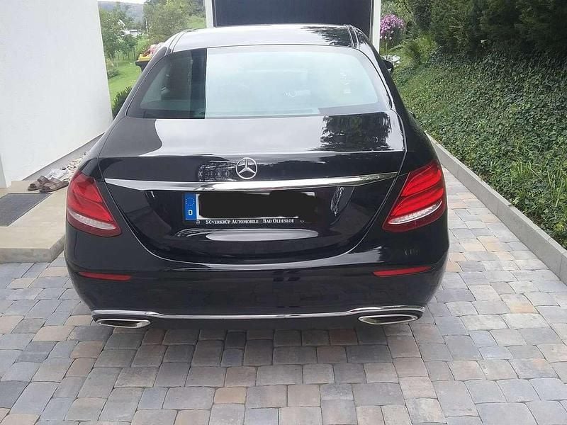 Gebraucht Mercedes E200 Avantgarde 184 PS (135 kW) 2016 Schwarz Limousine